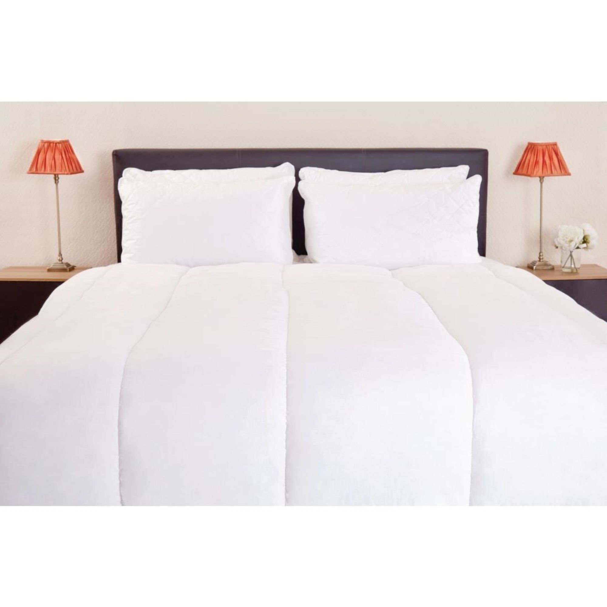 Picture of Mitre Essentials Hollo 10.5 Tog Duvet Super King - GT779