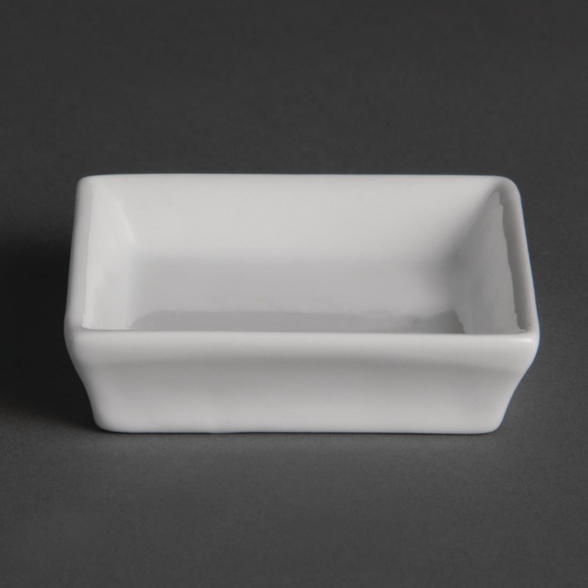 Picture of Olympia Flat Square Miniature Dishes 80mm (12 Pack) - U180