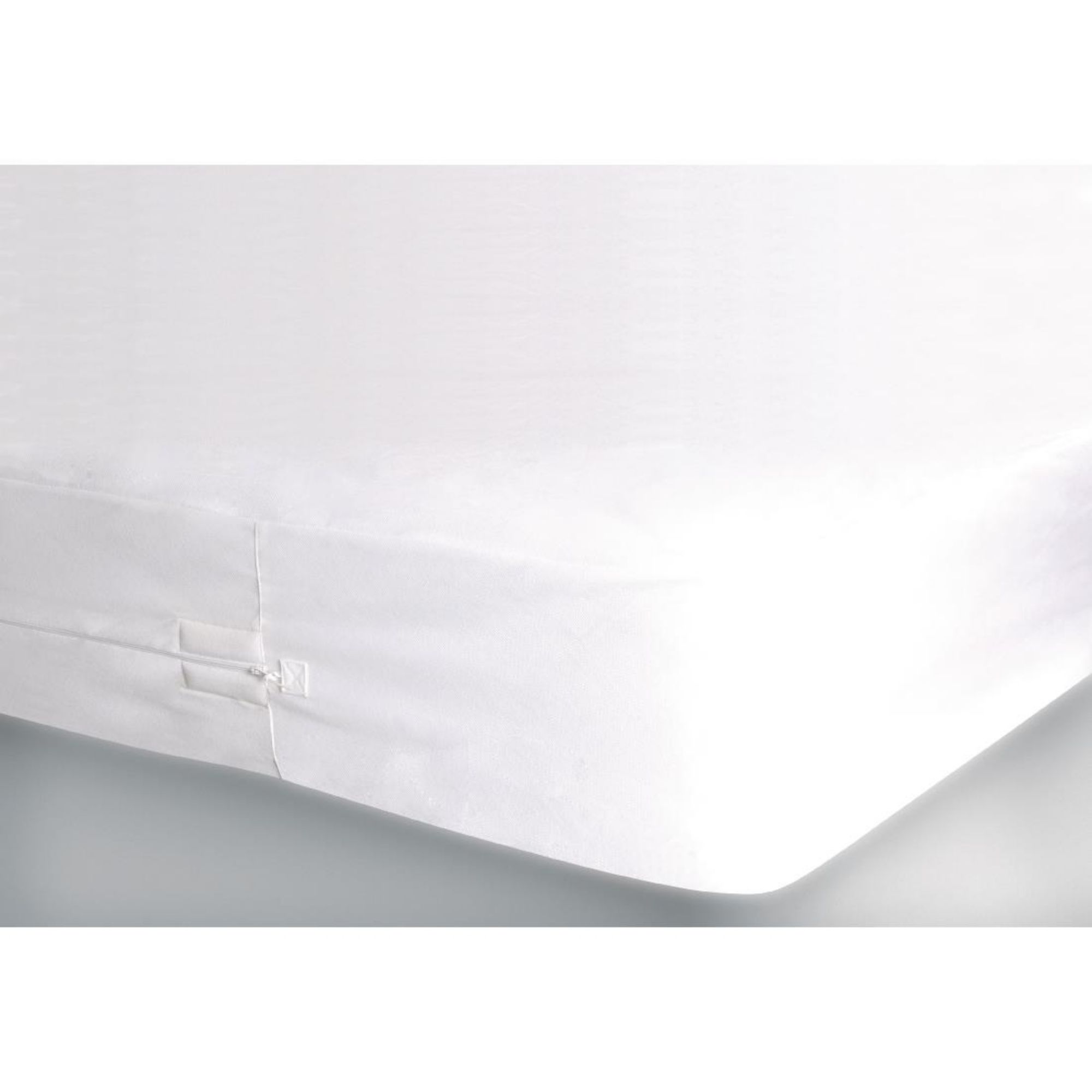 Picture of Mitre Essentials BugLock Plus Allover Mattress Protector Encasement Single - GU523