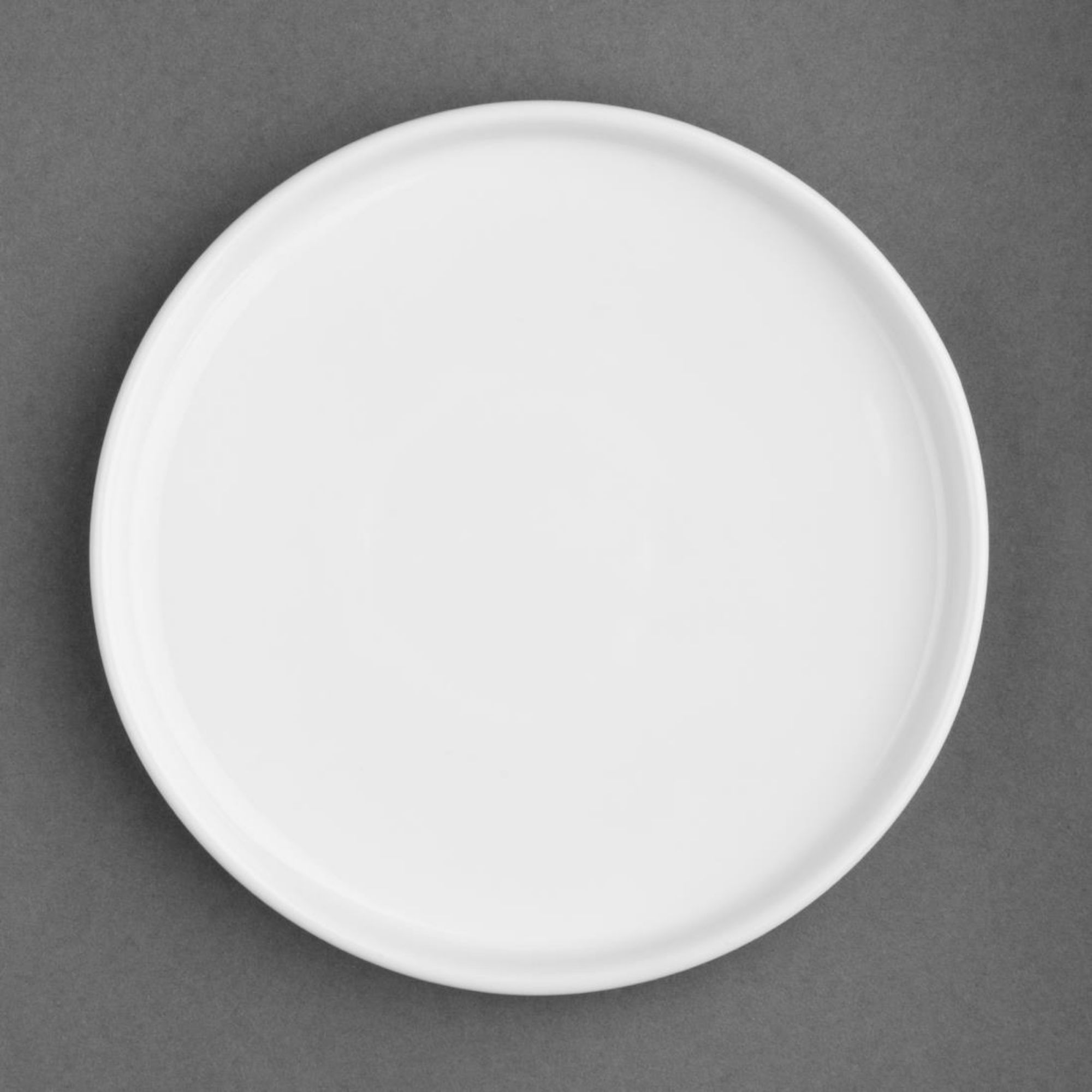 Picture of Olympia Whiteware Flat Round Plates 210mm (6 Pack) - FW813